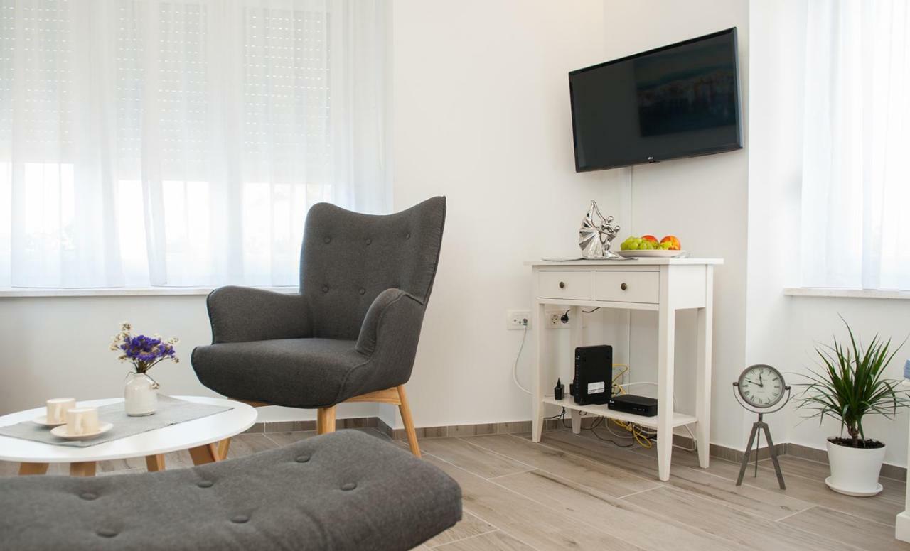 Apartman "Petar" Σπλιτ Εξωτερικό φωτογραφία